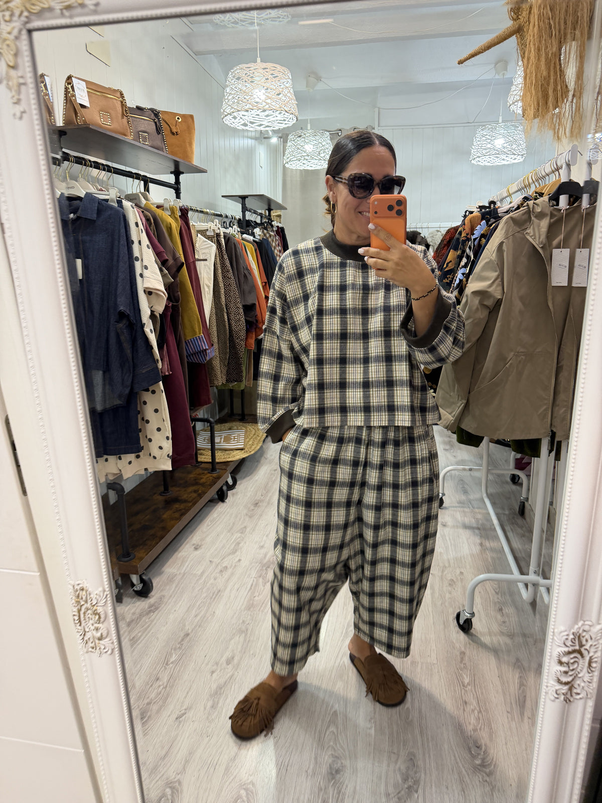 Conjunto Aiko tartan marino, kaki y beige