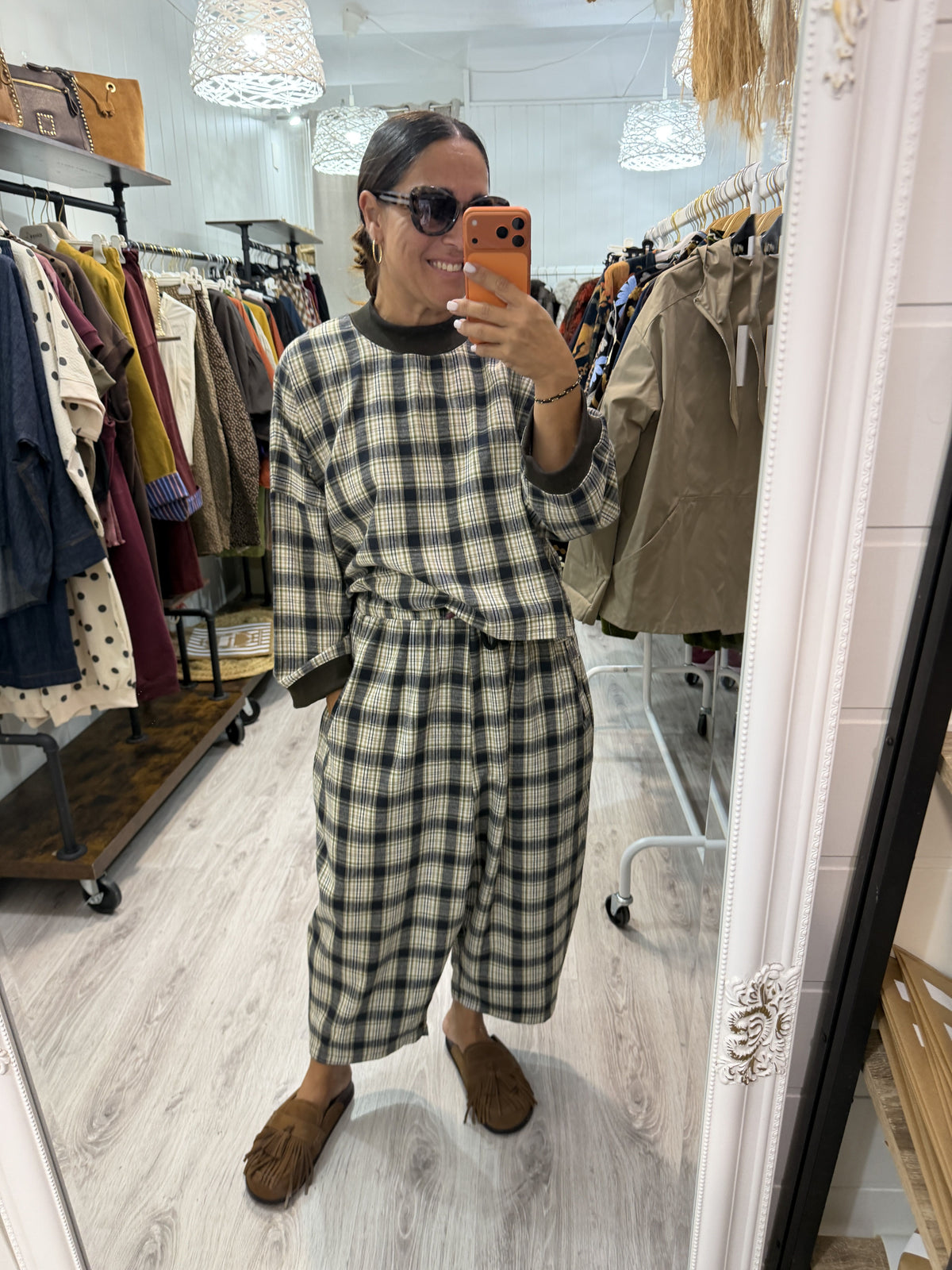 Conjunto Aiko tartan marino, kaki y beige