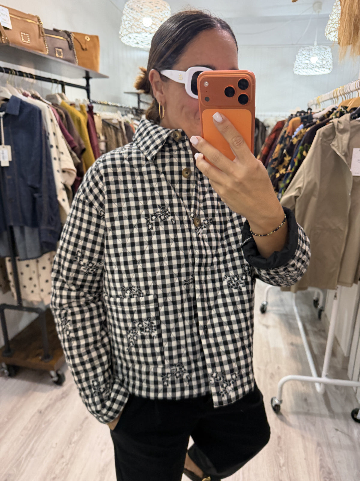 Chaqueta Vichy y flores negro