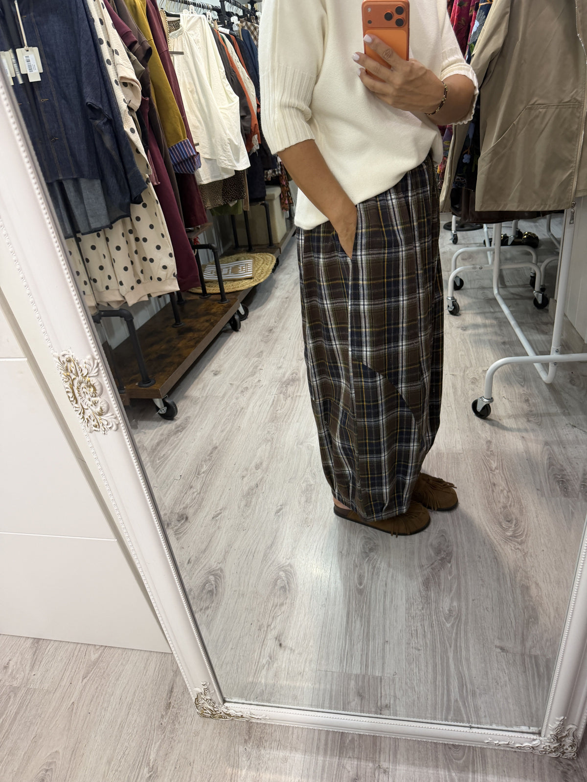 Pantalón Sapporo azul, chocolate y amarillo