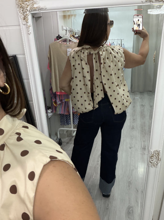 Blusa Topos lazo espalda descubierta beige