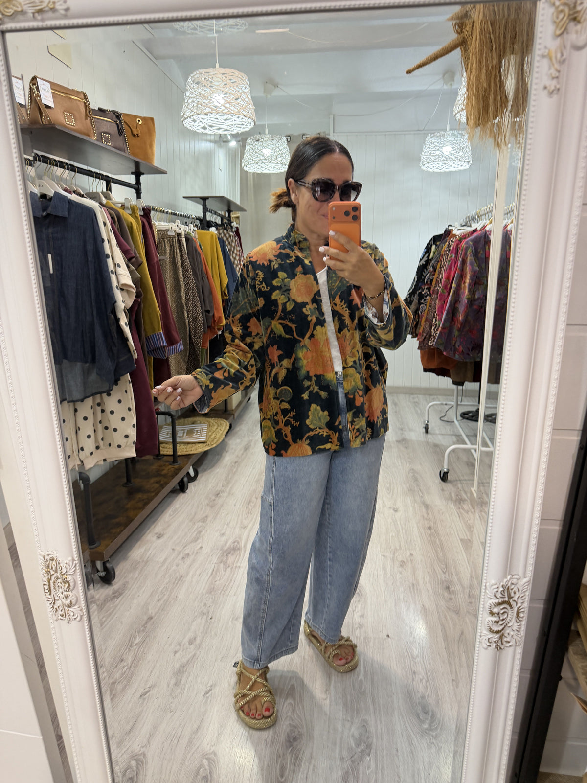 Chaqueta Suzani terciopelo estampado flores petróleo, caldera y mostaza