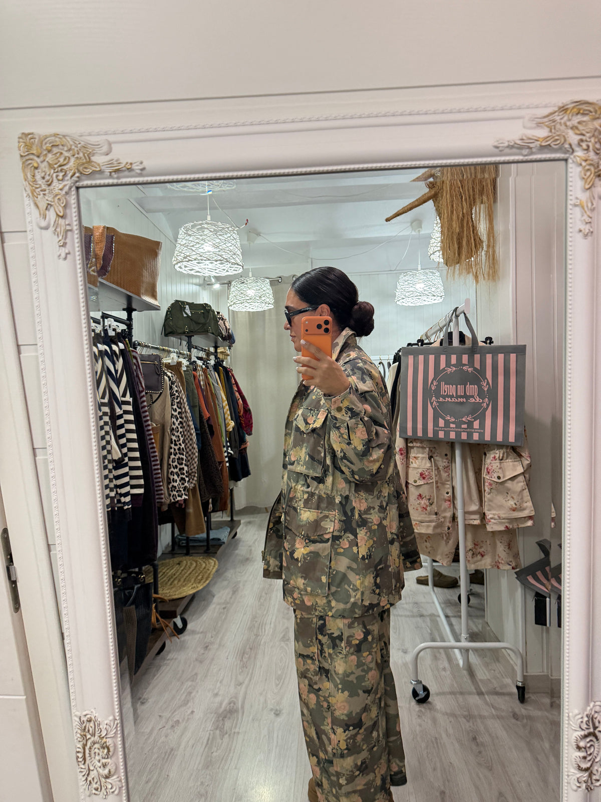 Chaqueta cargo camuflaje floral