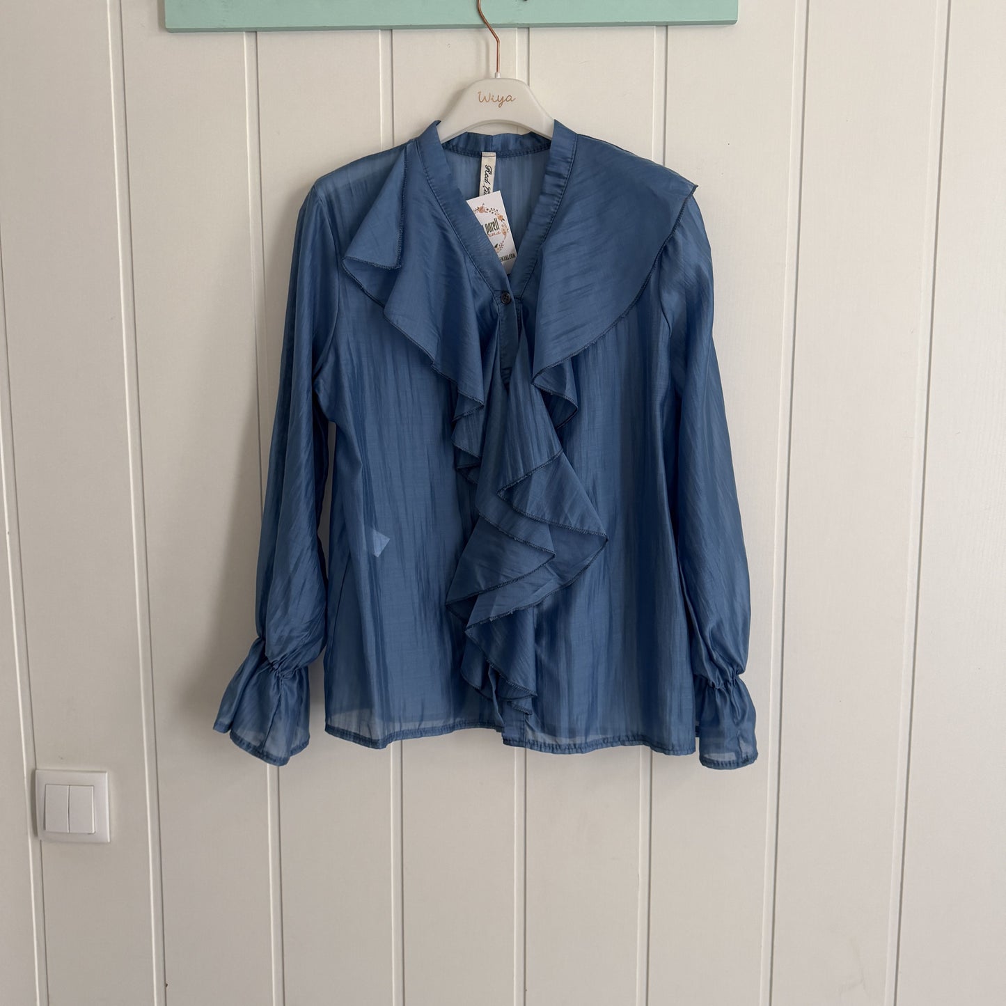 Blusa Tencel volantes azul