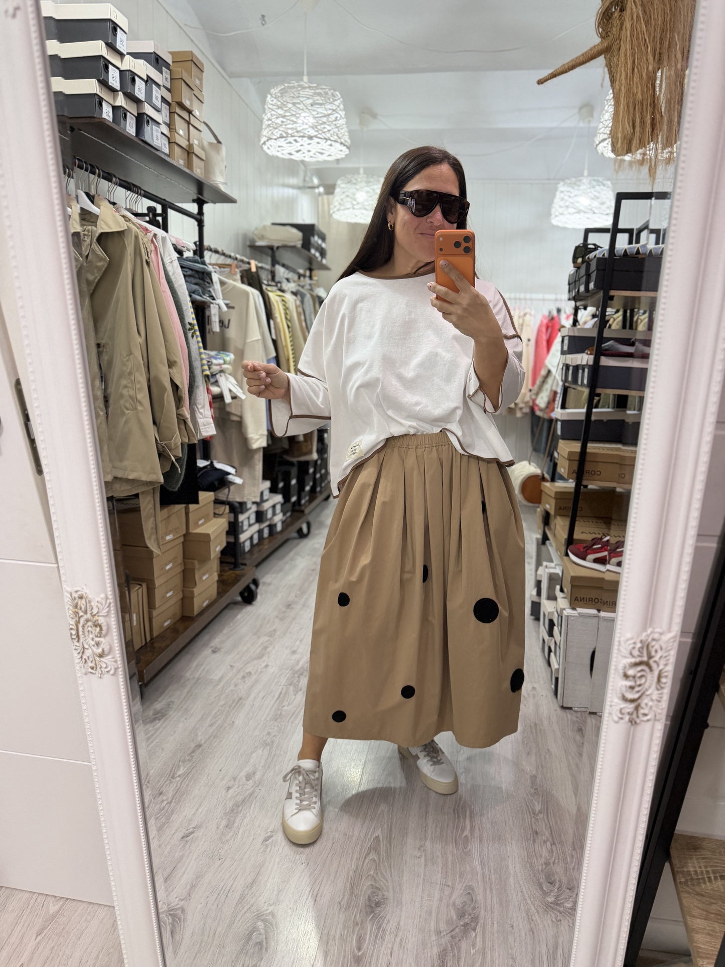 Camiseta Zuri blanca