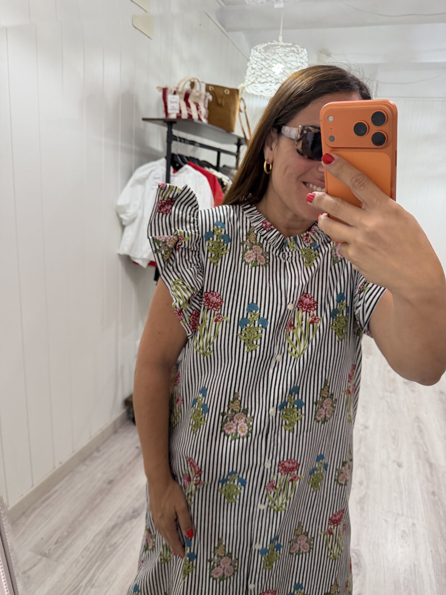Vestido Indira milrayas negro y flores