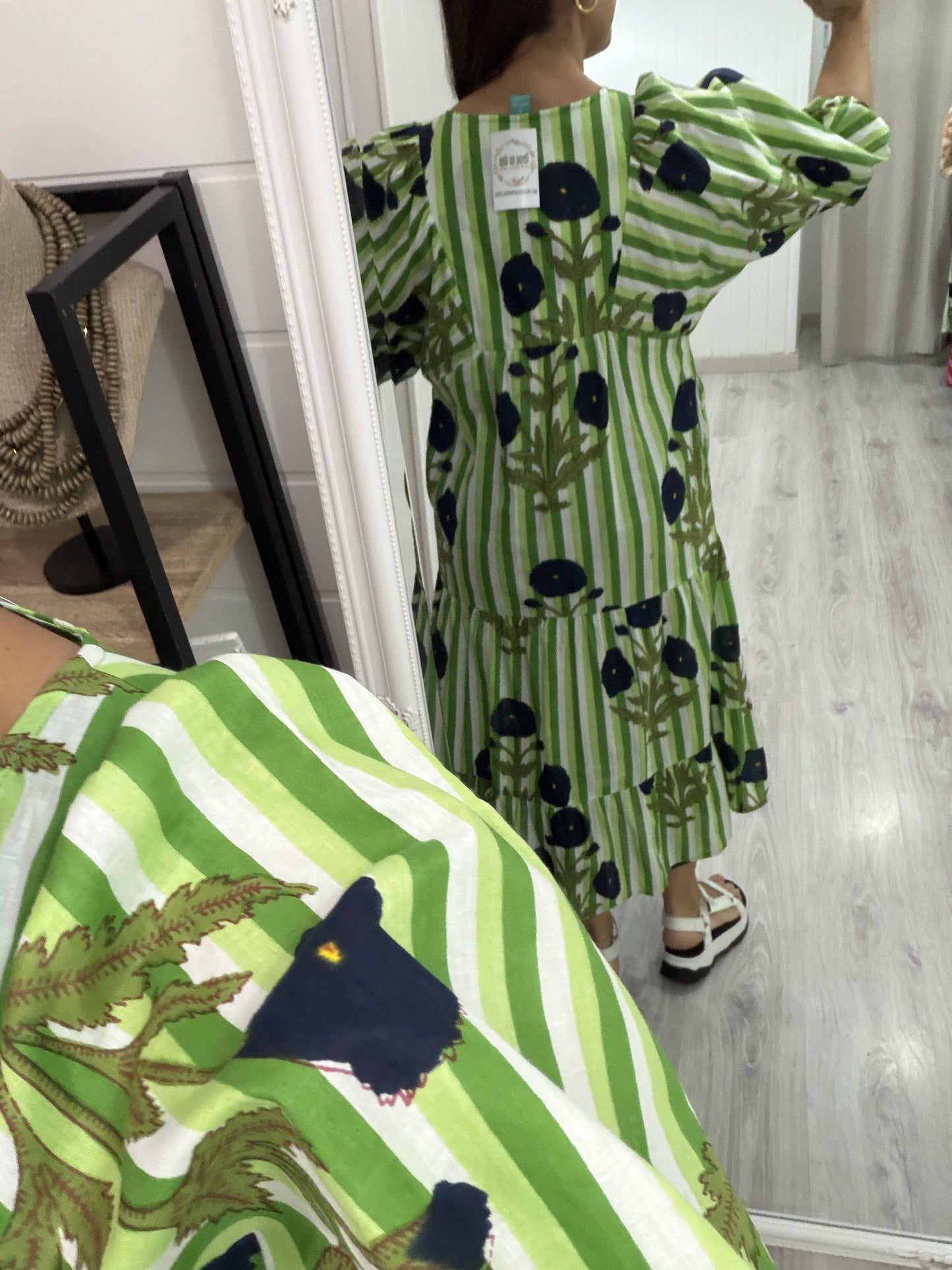 Vestido Salma verde camelias