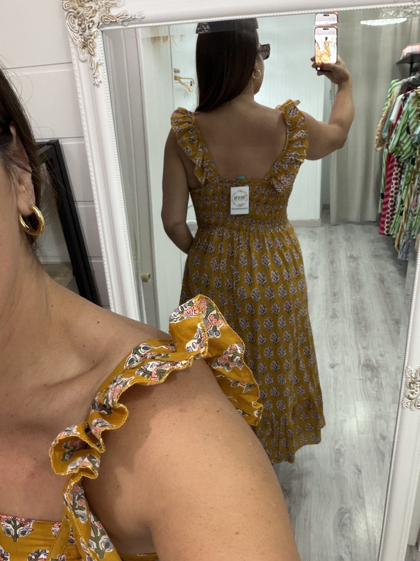 Vestido Rocío mostaza florecitas