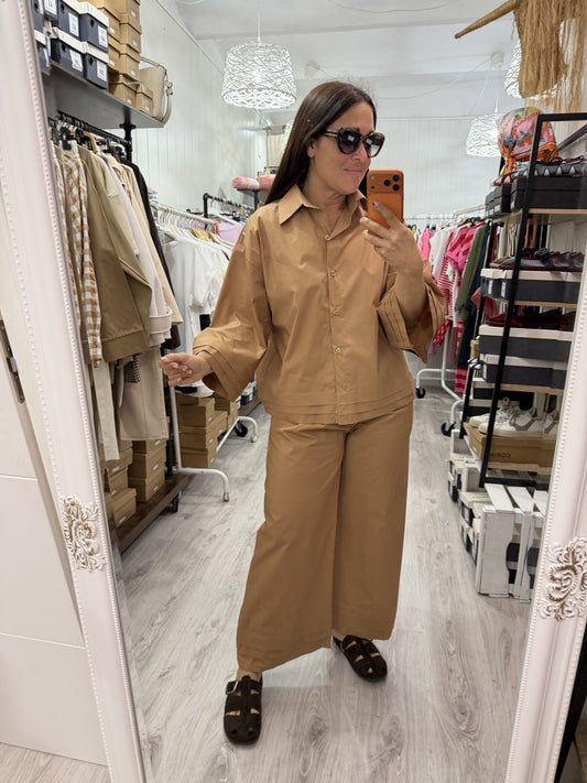 Conjunto Lur camel