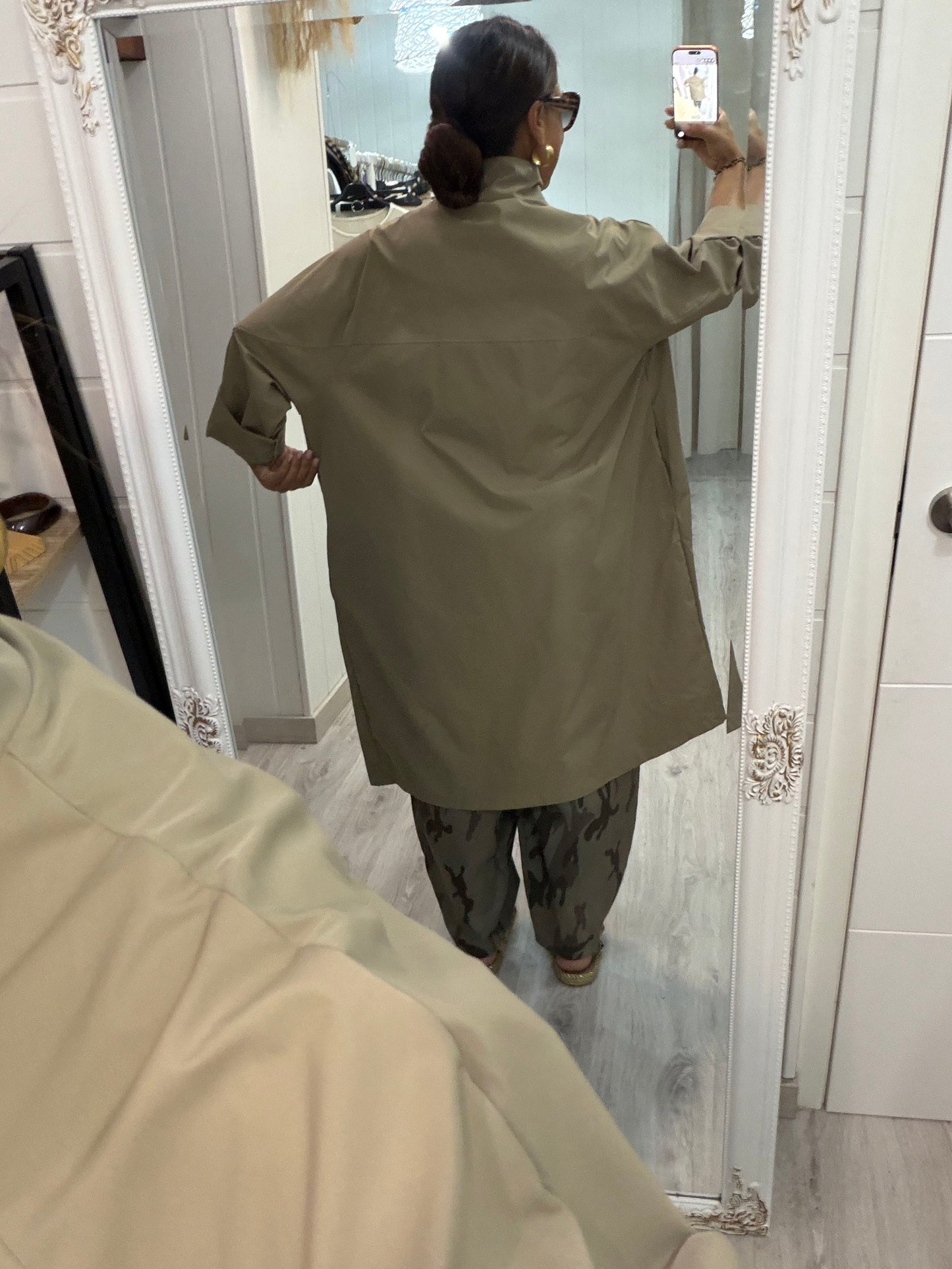 Gabardina Kokoro oversize camel