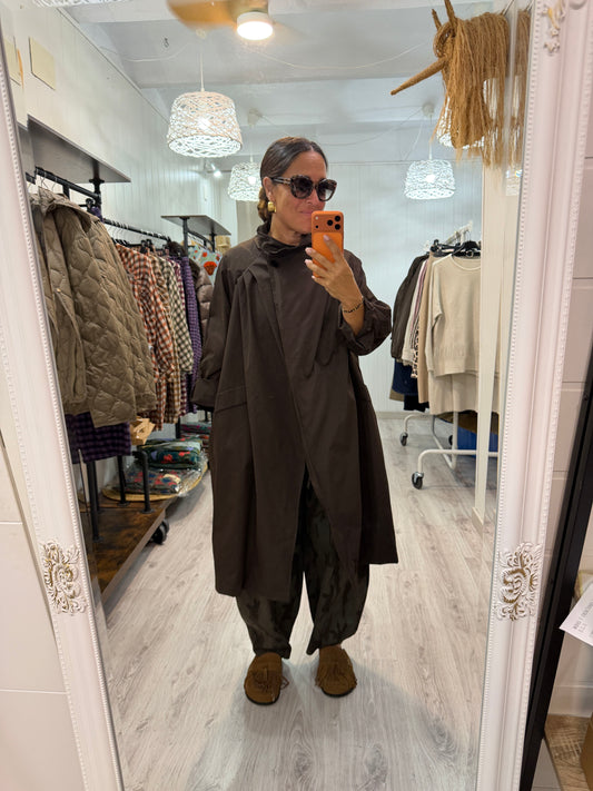 Gabardina Kokoro oversize chocolate