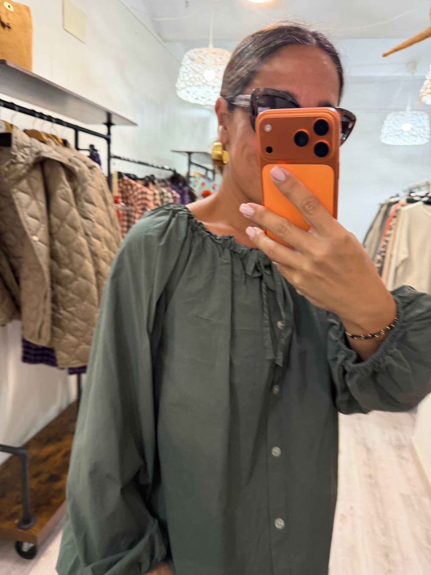 Blusa Aldaia kaki
