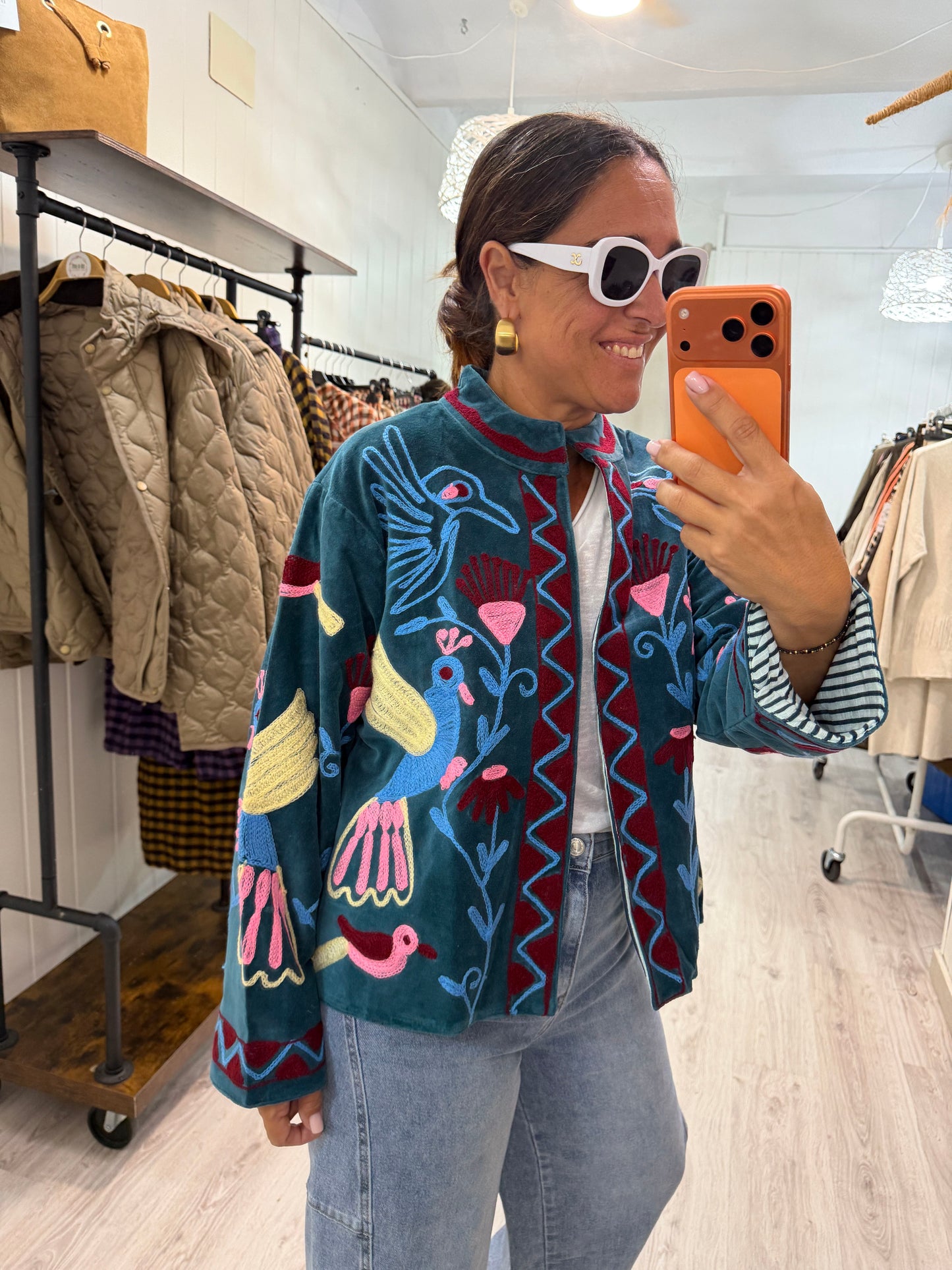 Chaqueta Suzani terciopelo petróleo aves, burdeos, azul, beige, fucsia