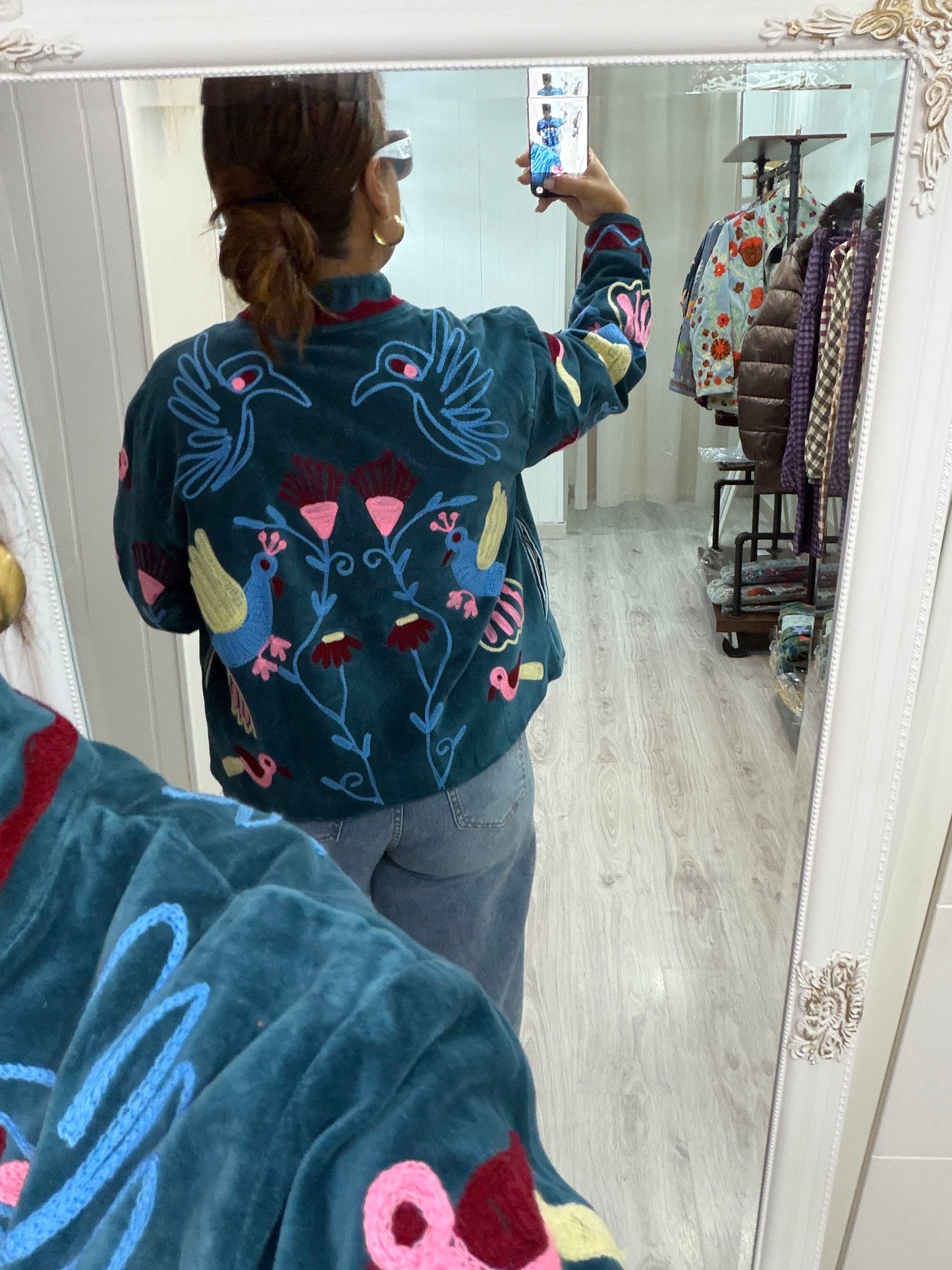 Chaqueta Suzani terciopelo petróleo aves, burdeos, azul, beige, fucsia