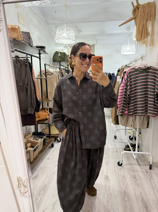 Conjunto Mika topos chocolate y gris