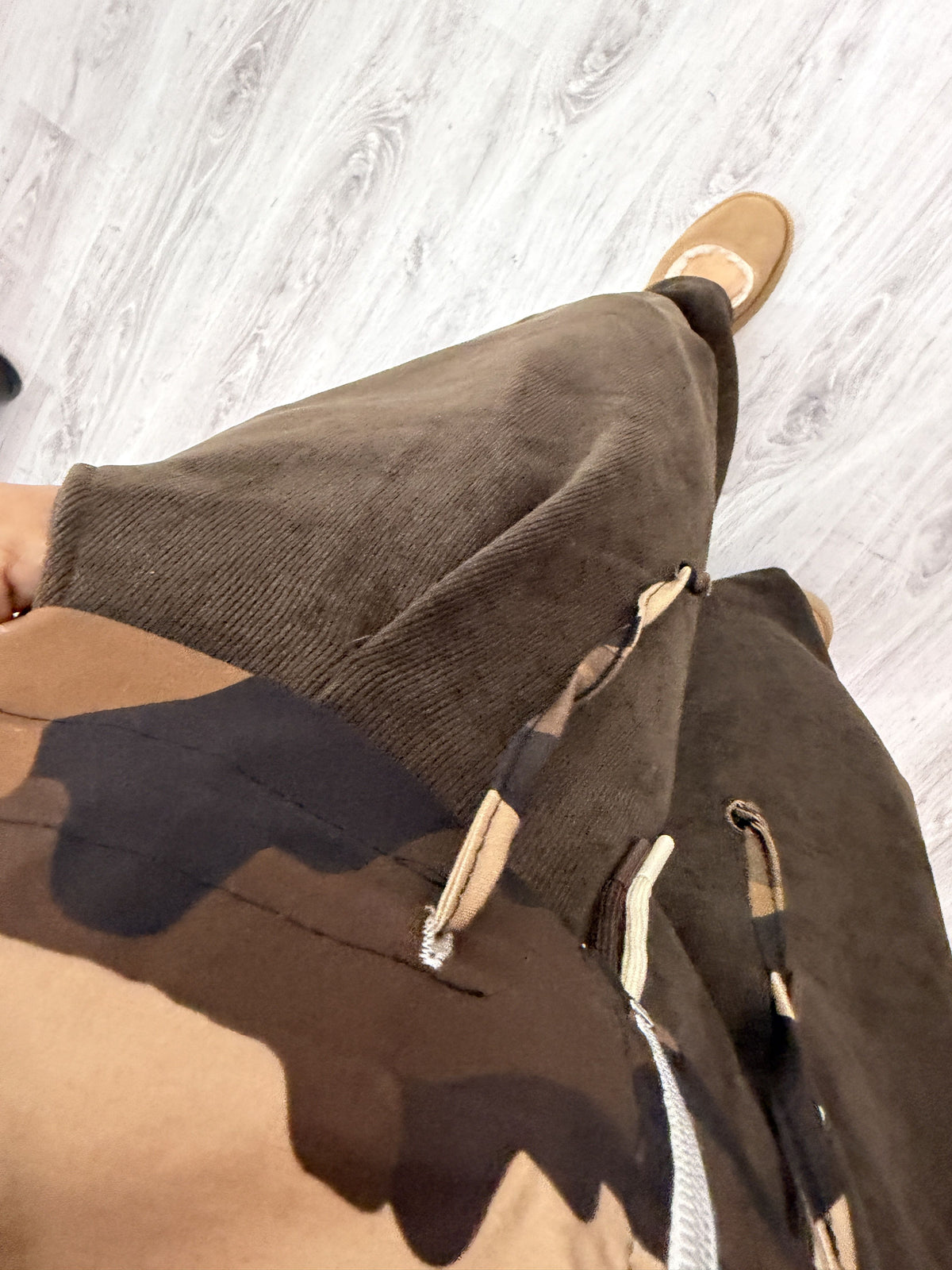 Pantalón Jogger Balloon micropana suave chocolate