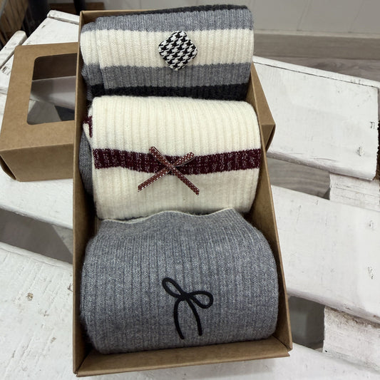Pack 3 calcetines Lazos burdeos y gris