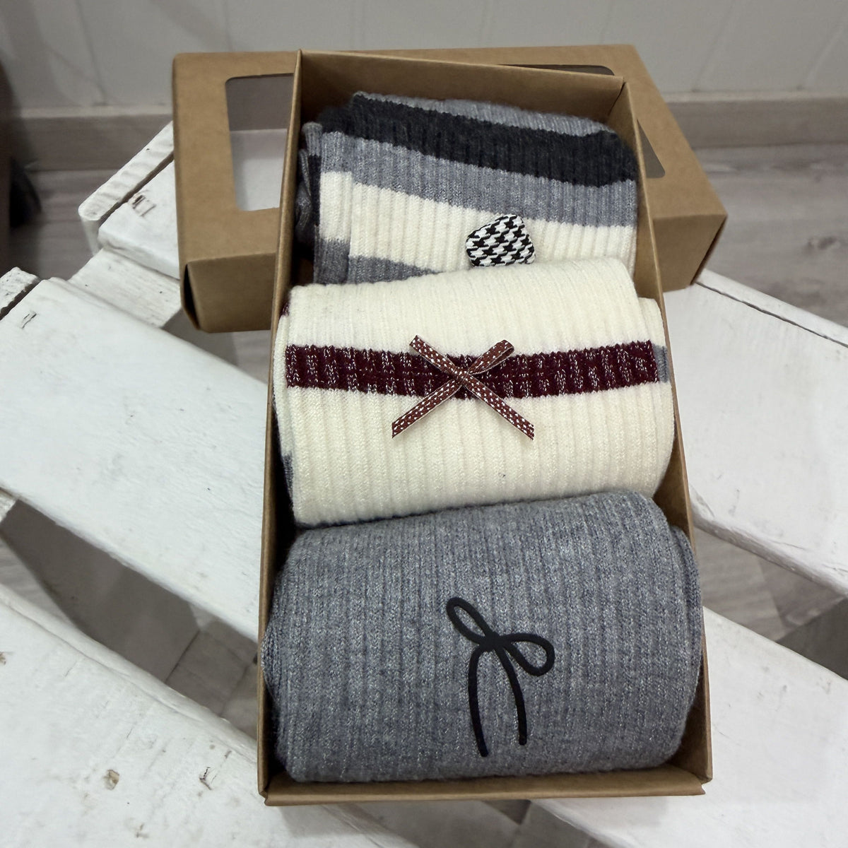 Pack 3 calcetines Lazos burdeos y gris