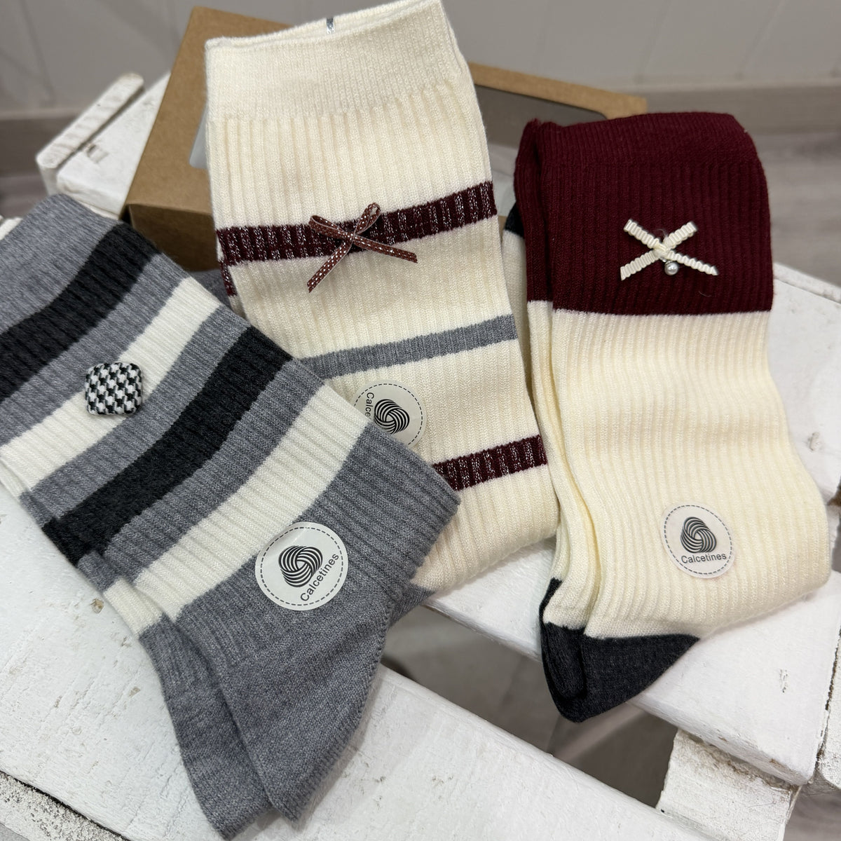 Pack 3 calcetines Lazos burdeos y gris 2
