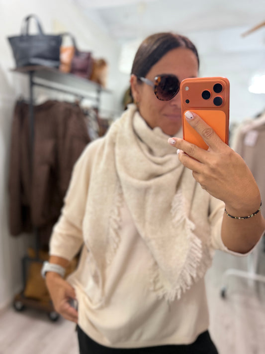 Bandana Alaska punto suave fleco marfil