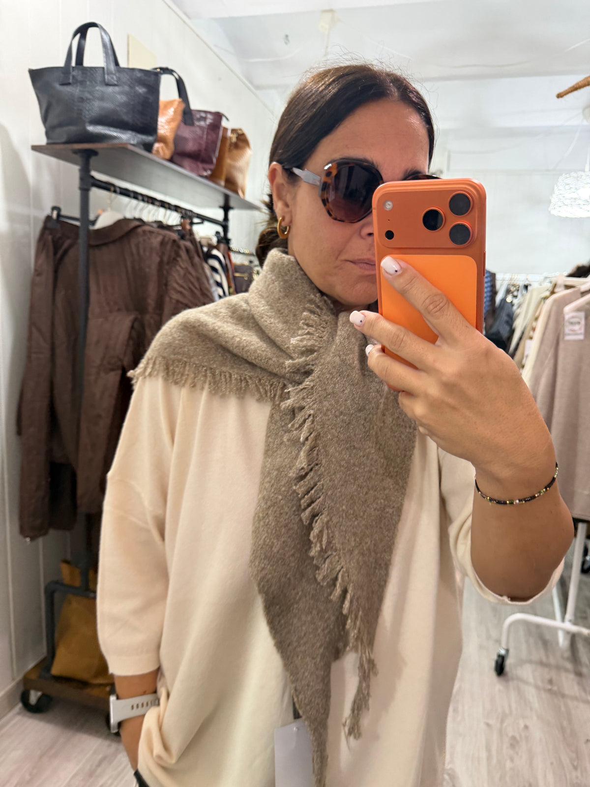 Bandana Alaska punto suave fleco taupe