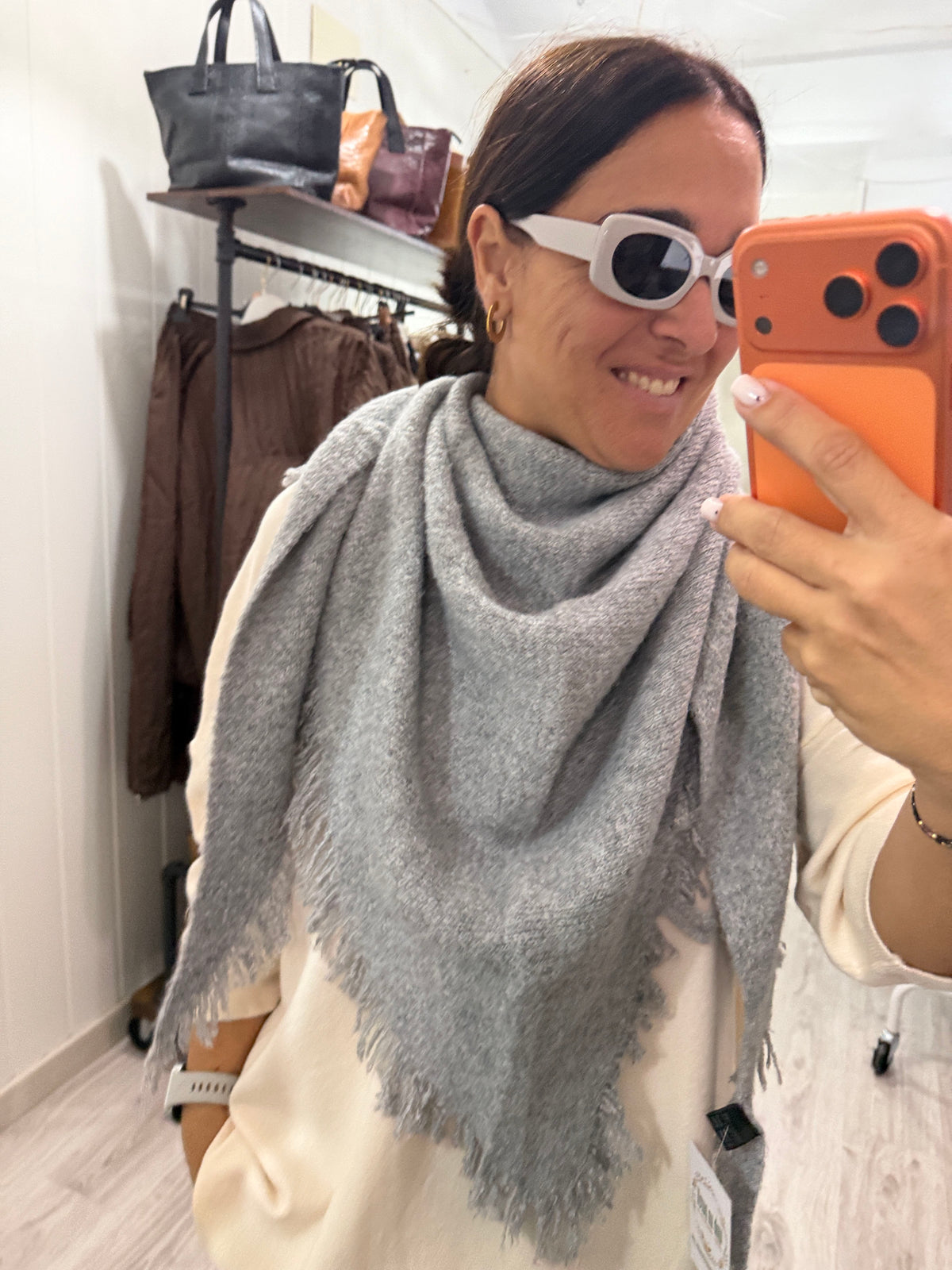 Bandana Alaska punto suave fleco gris