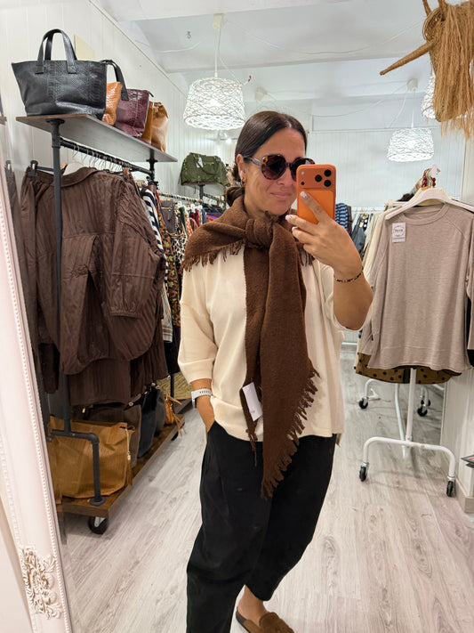 Bandana Alaska punto suave fleco caramelo