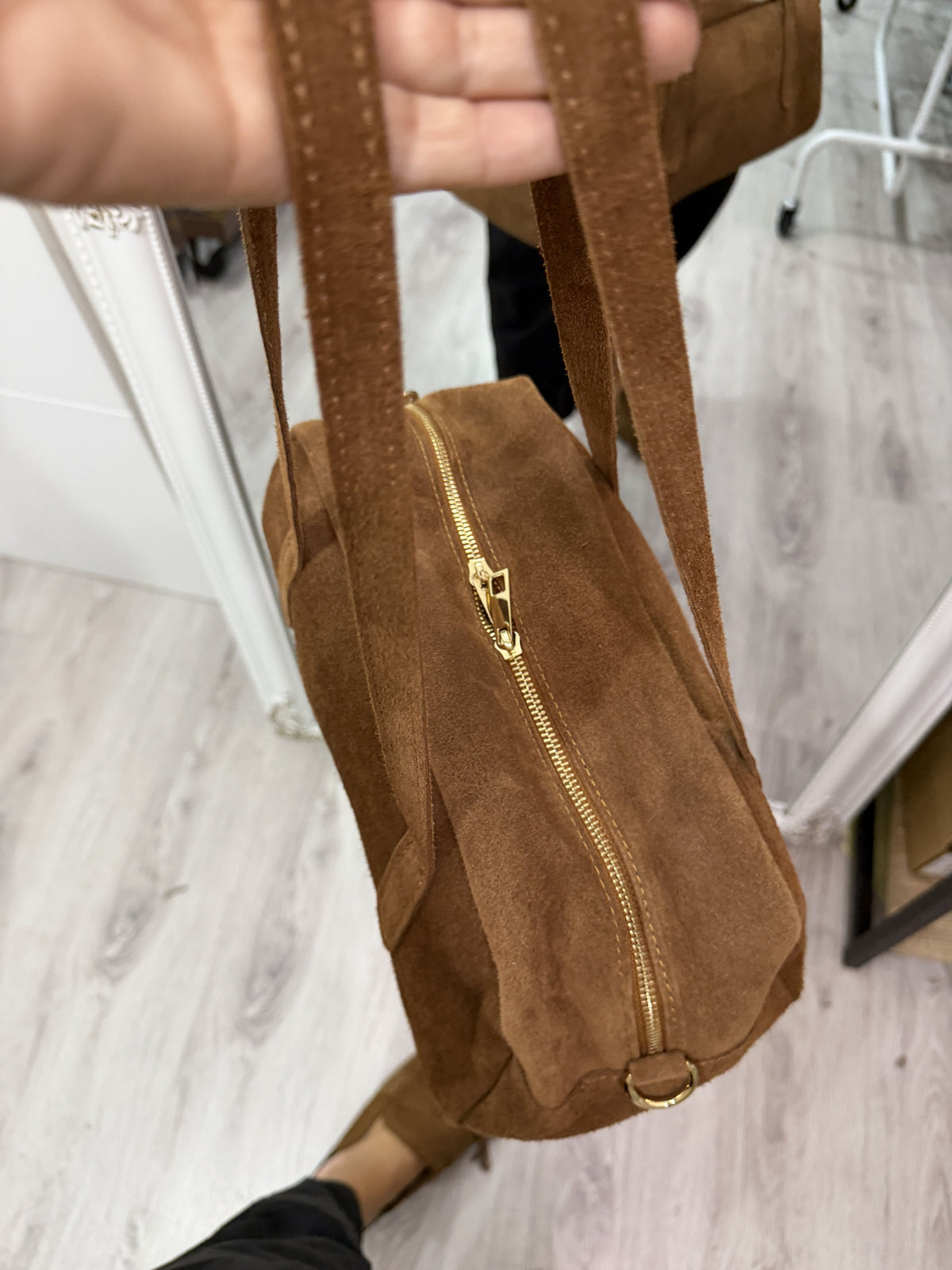 Bolso Baguette camel · Incluye asa bandolera