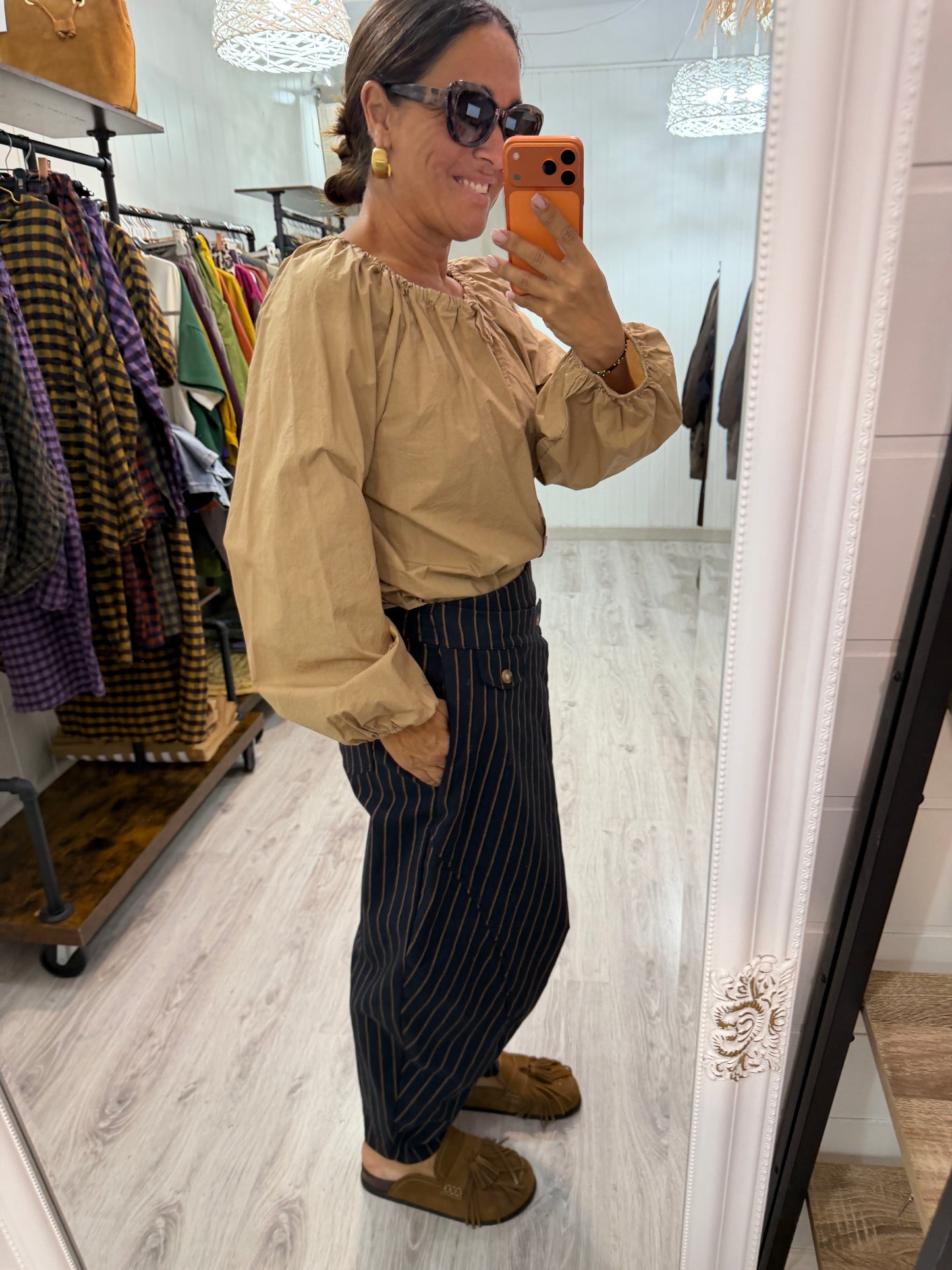 Blusa Aldaia camel