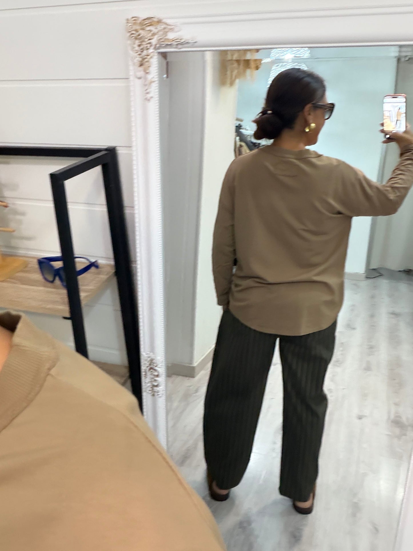 Pantalón Kukoi rayas kaki y camel