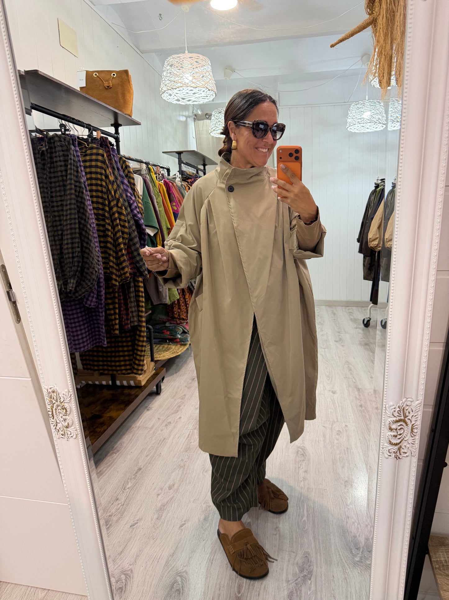 Pantalón Kukoi rayas kaki y camel