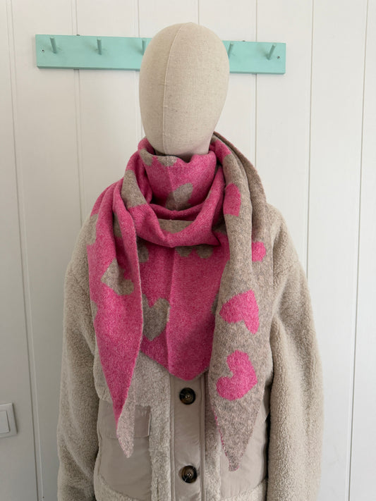 Bufanda bandana triangular corazones fucsia y gris