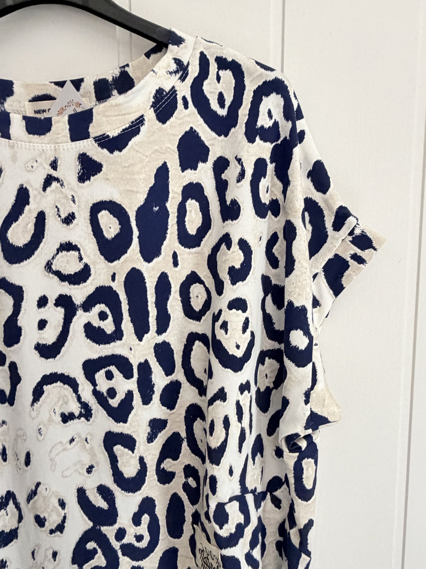 Conjunto Jogger animal print azul marino
