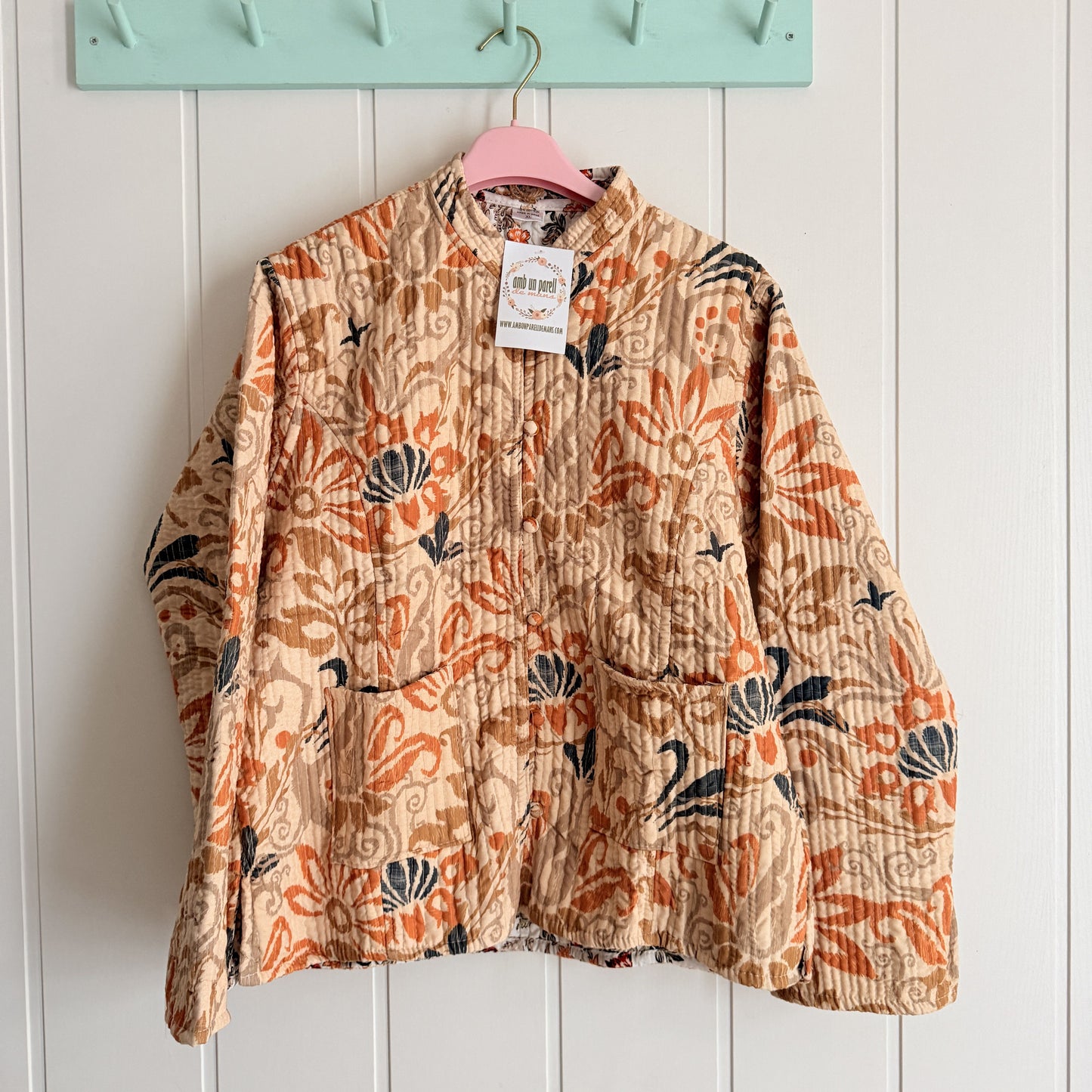 Chaqueta India reversible flores beige y teja