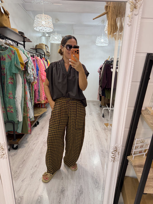 Blusa Amaia oversize chocolate