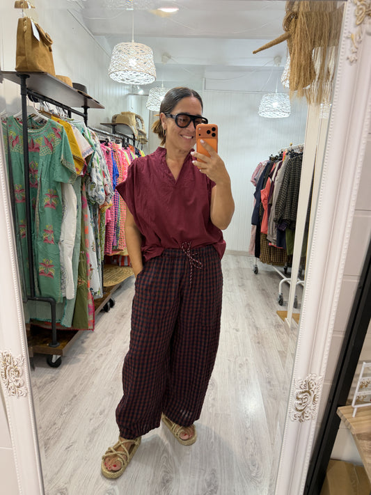 Blusa Amaia oversize burdeos