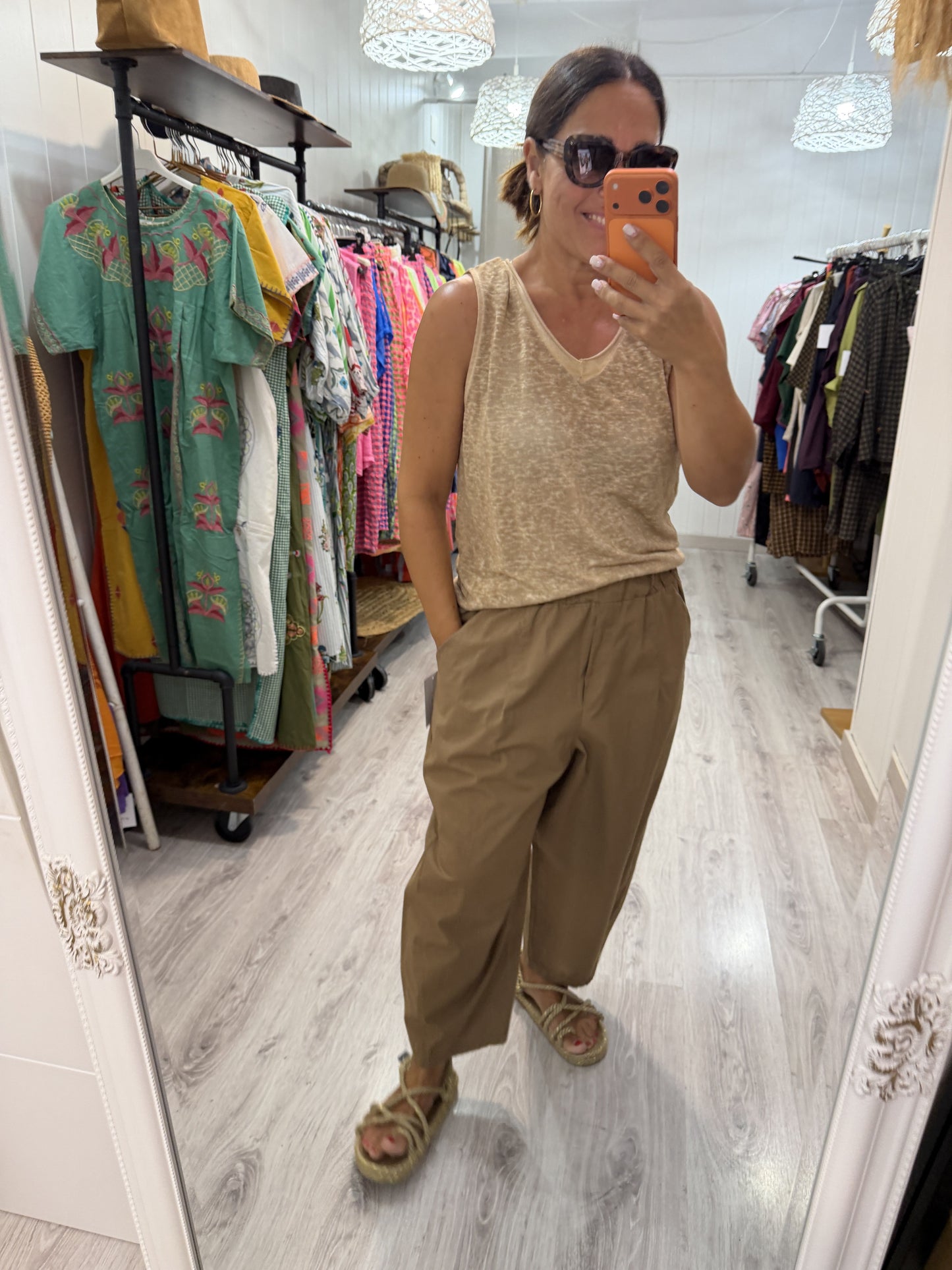 Camiseta Boho tirantes camel