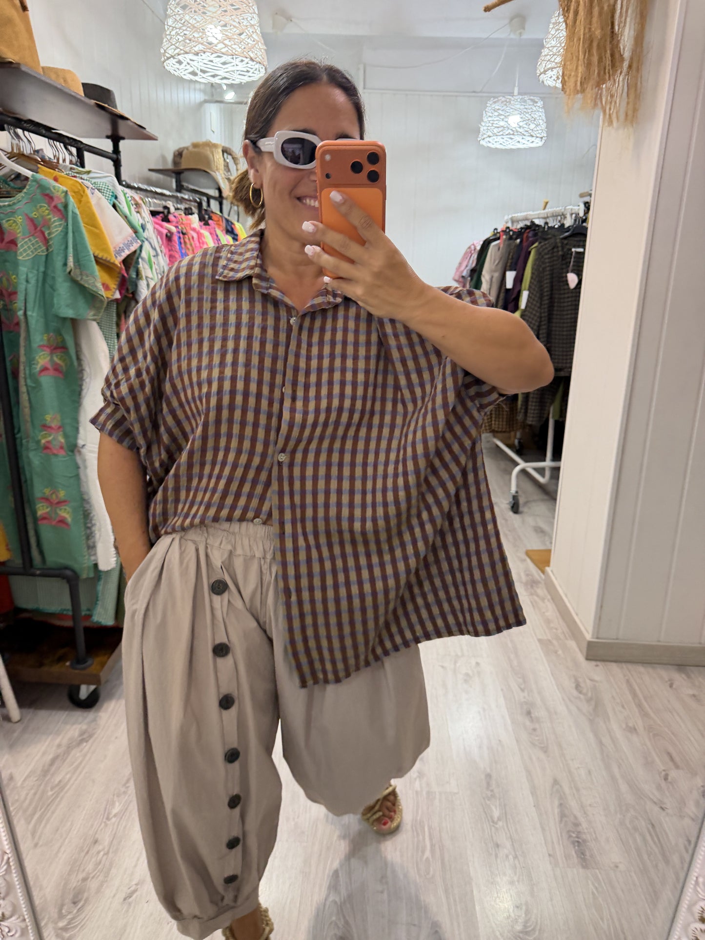 Pantalón Heiko botones beige