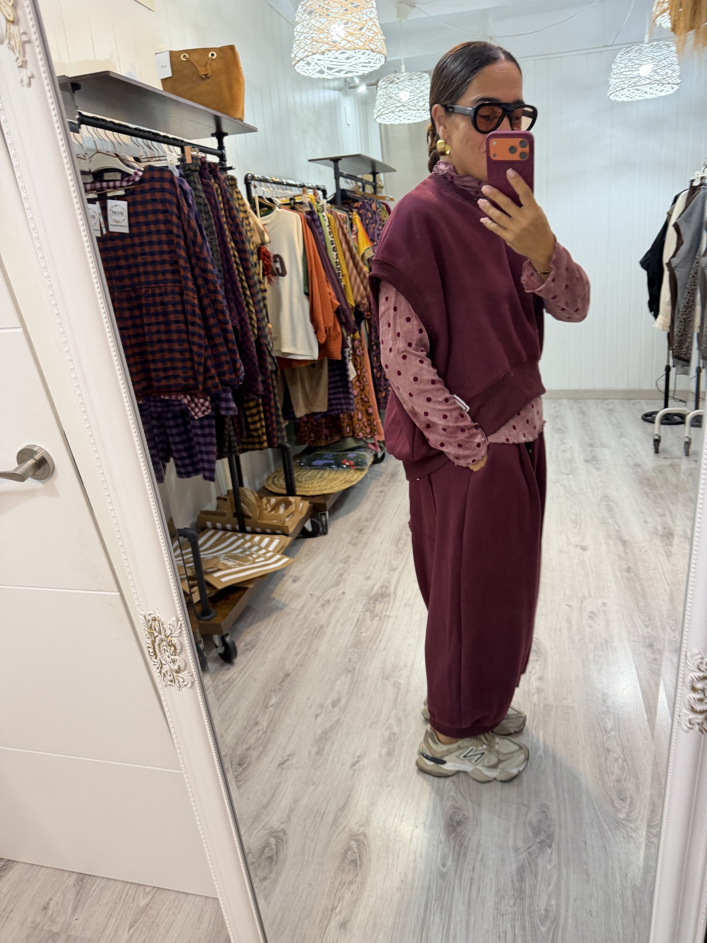 Conjunto Mei oversize burdeos