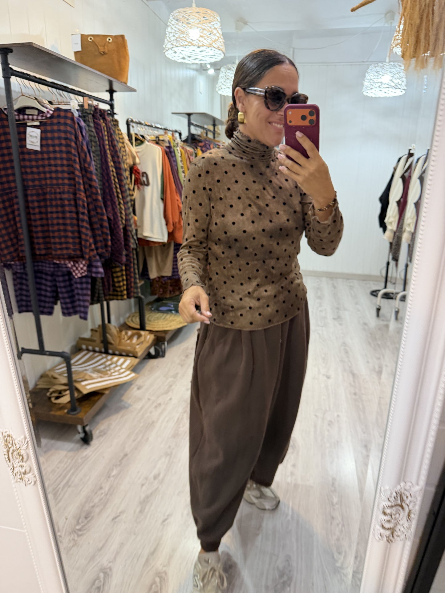 Conjunto Mei oversize chocolate