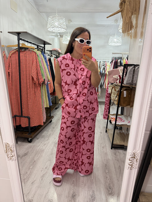 Pantalón Sakura Flores rosa y burdeos
