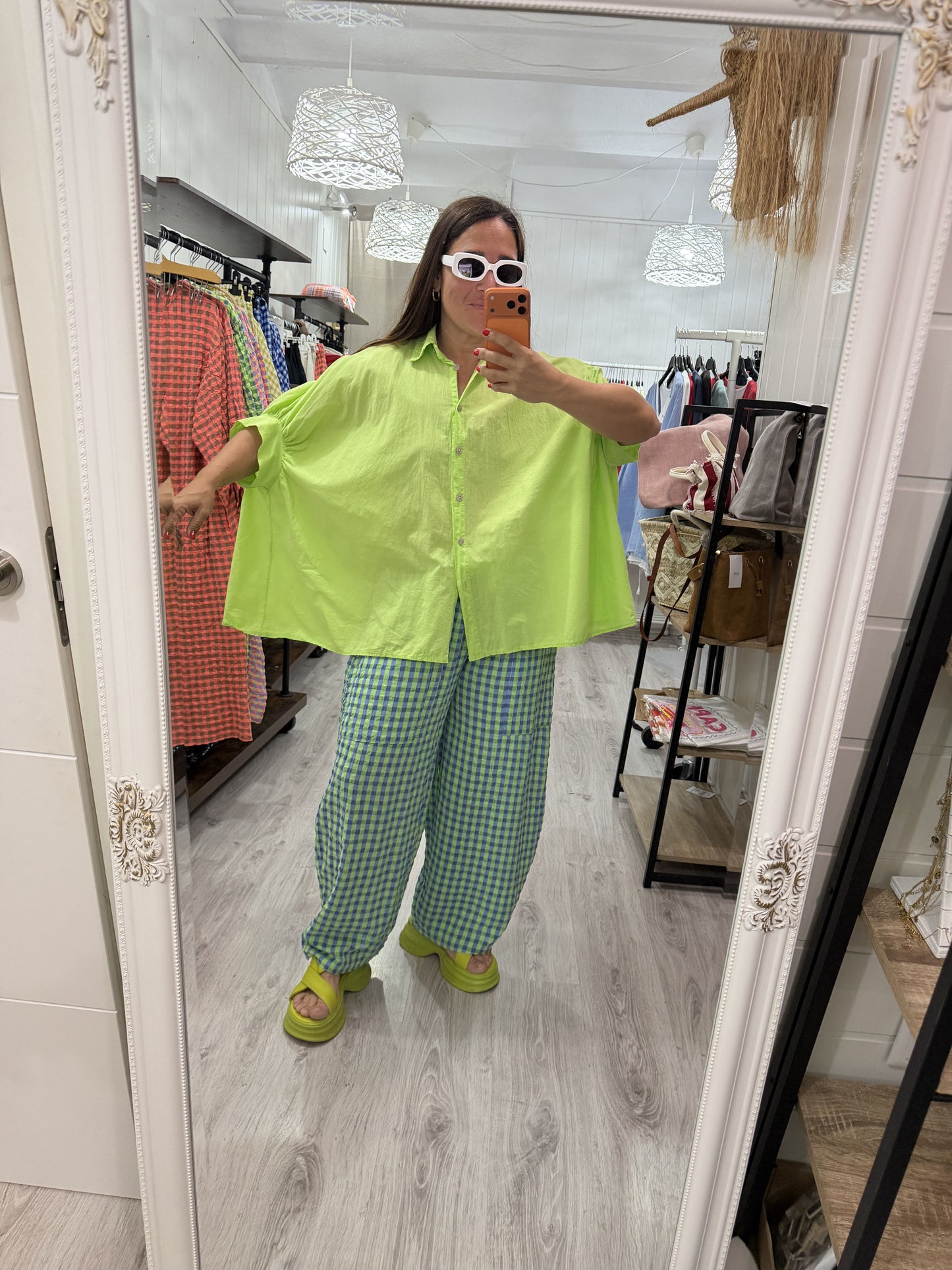 Pantalón vichy fluor verde y azul