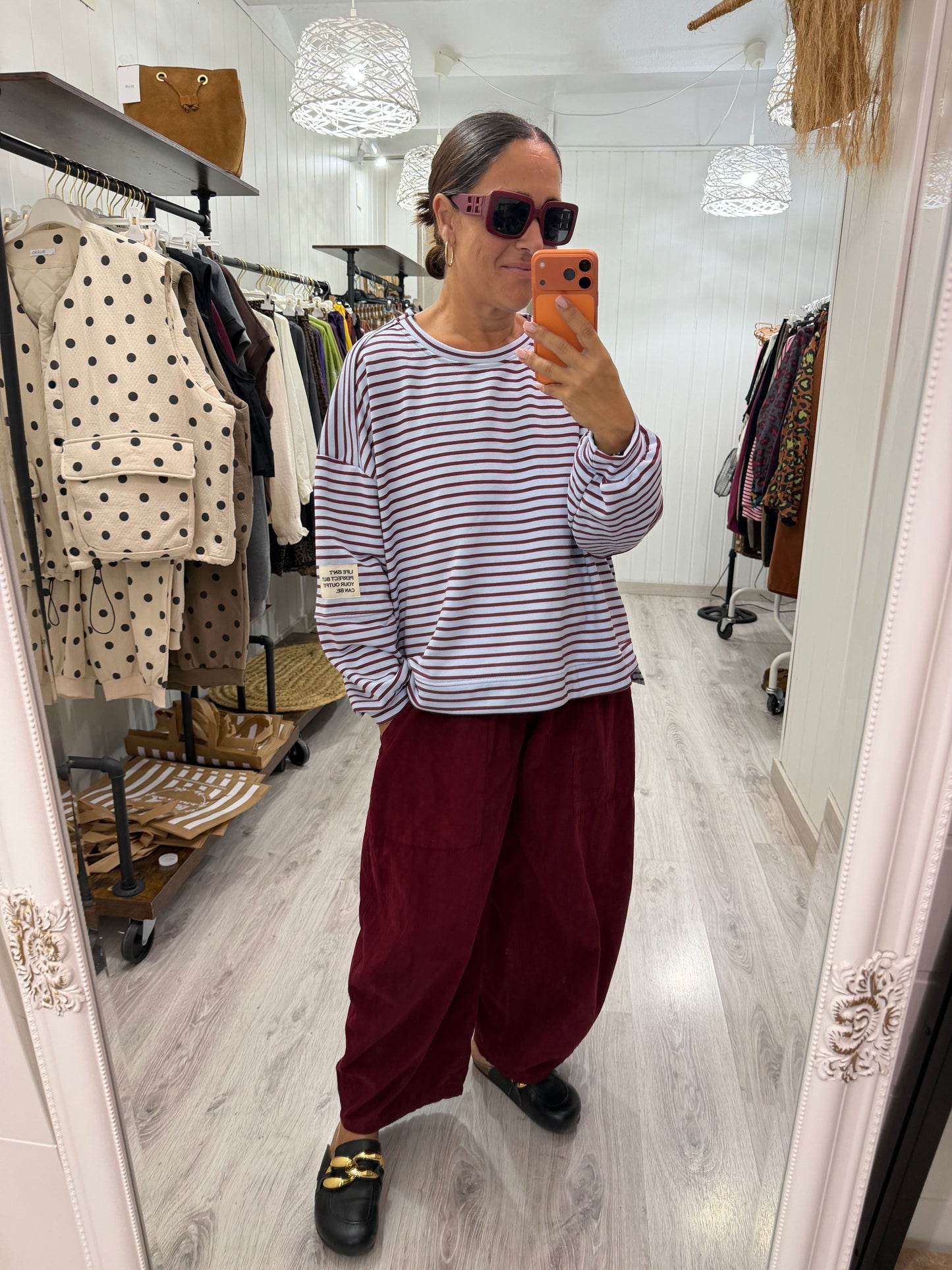 Sudadera Milrayas oversize cielo y burdeos