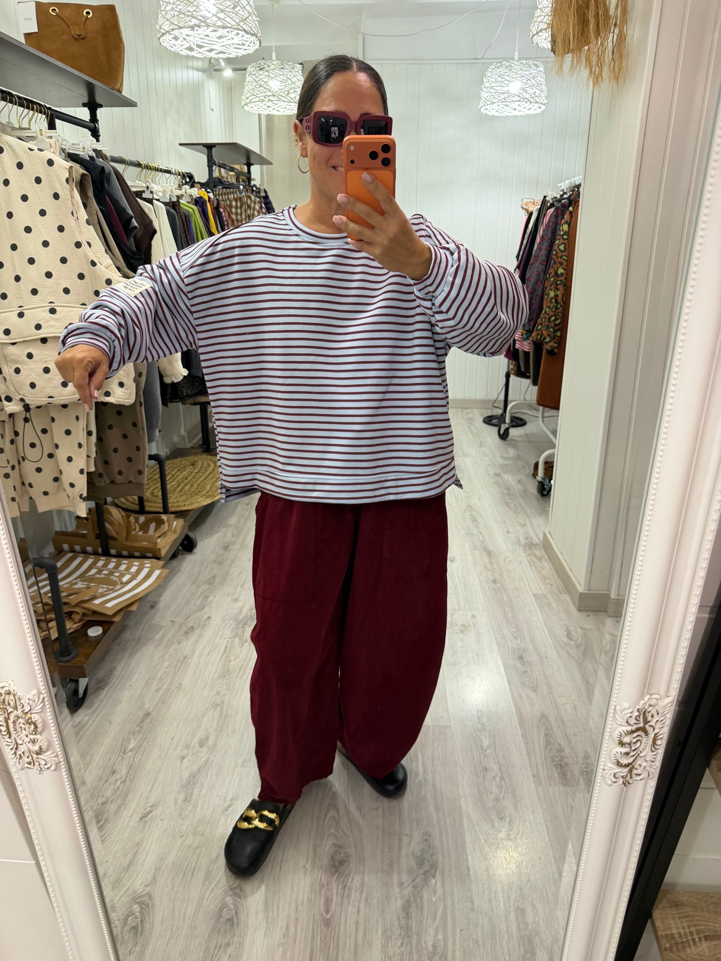 Sudadera Milrayas oversize cielo y burdeos