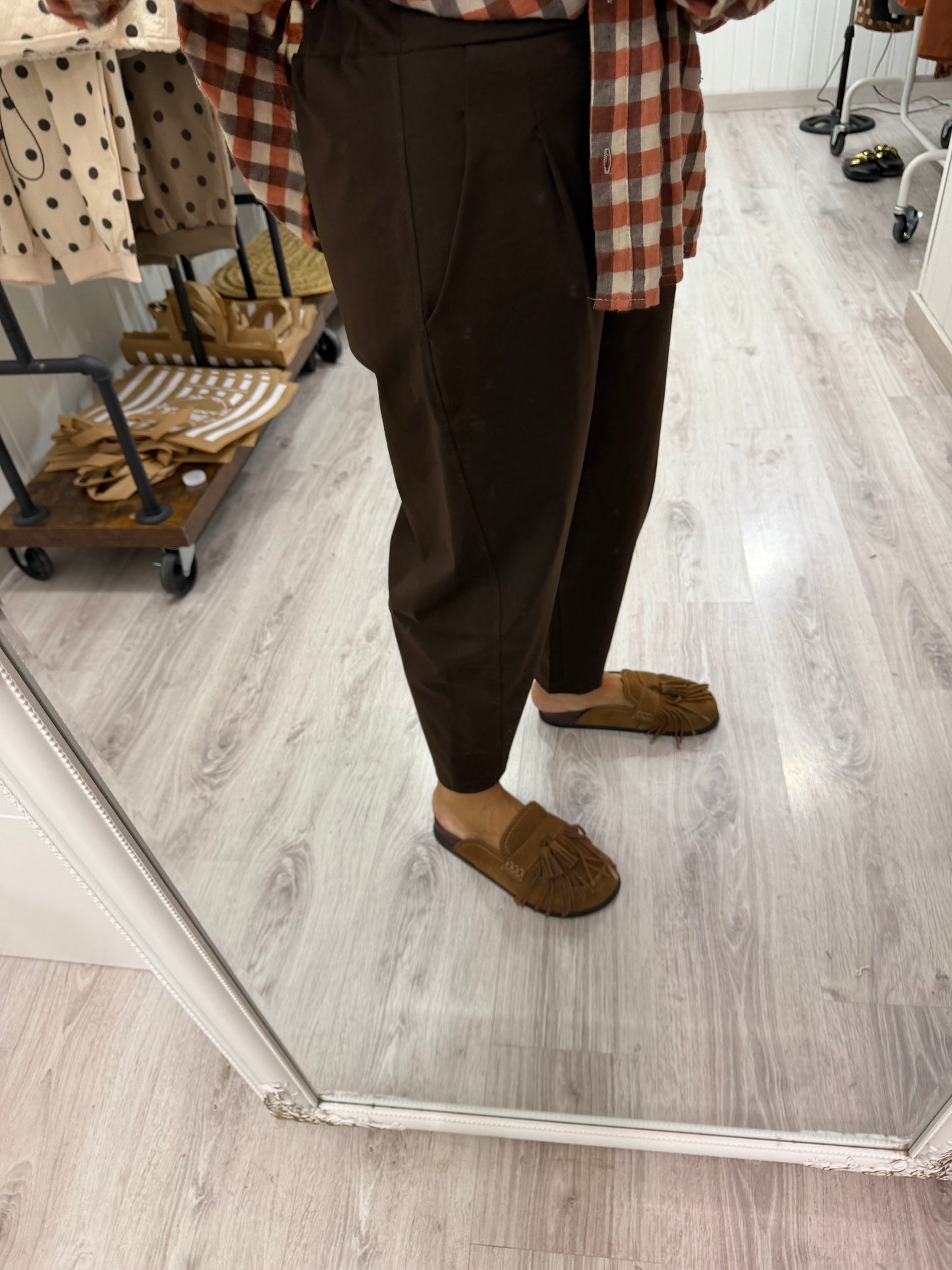 Pantalón Nagore punto milano chocolate