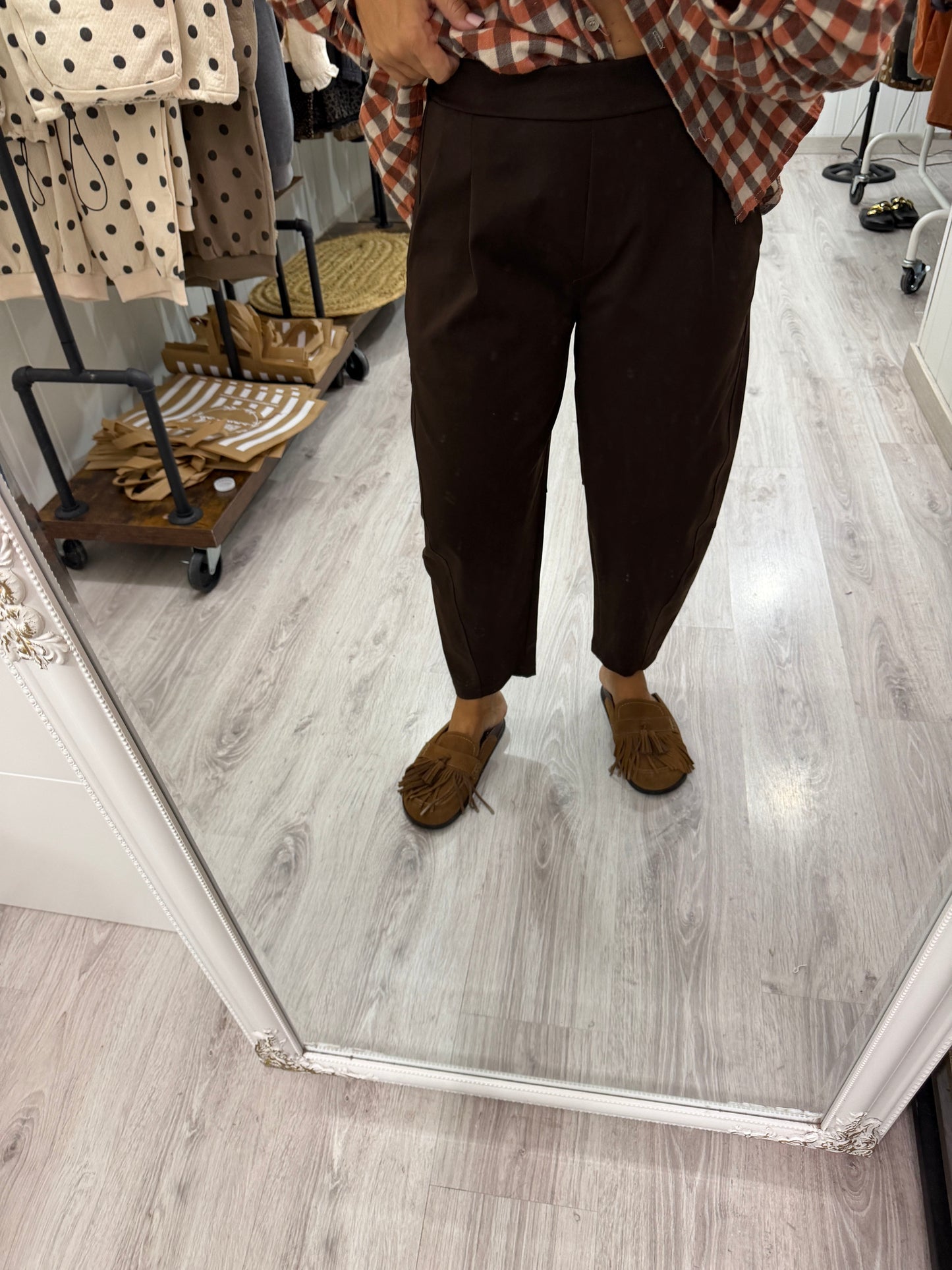 Pantalón Nagore punto milano chocolate