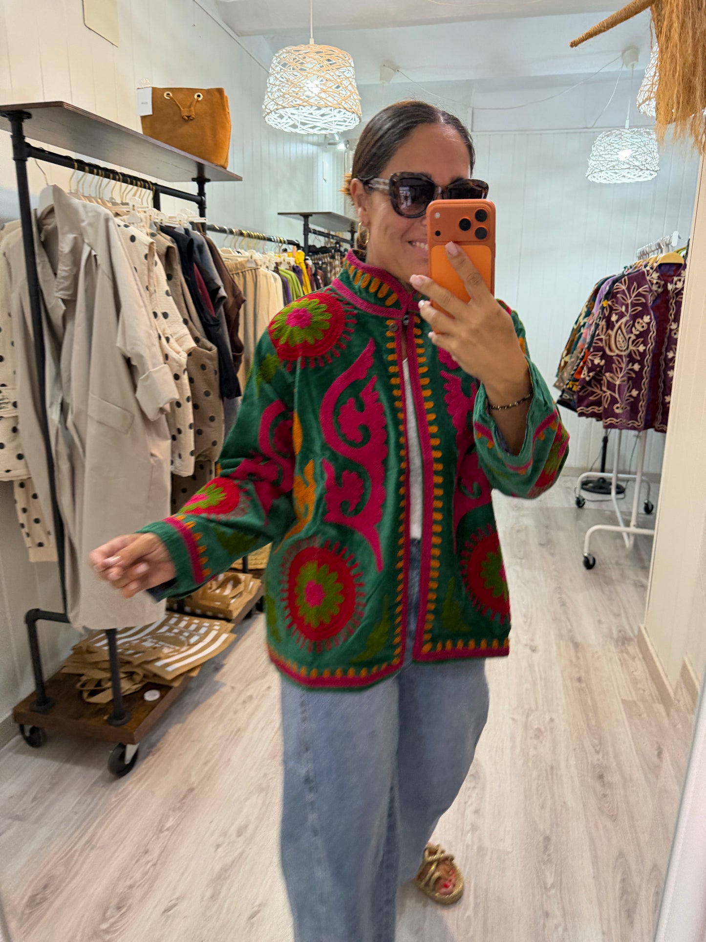 Chaqueta Suzani terciopelo verde, fucsia y mostaza
