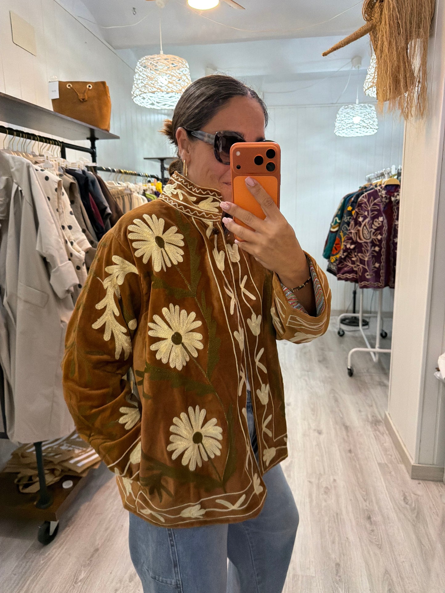 Chaqueta Suzani terciopelo camel