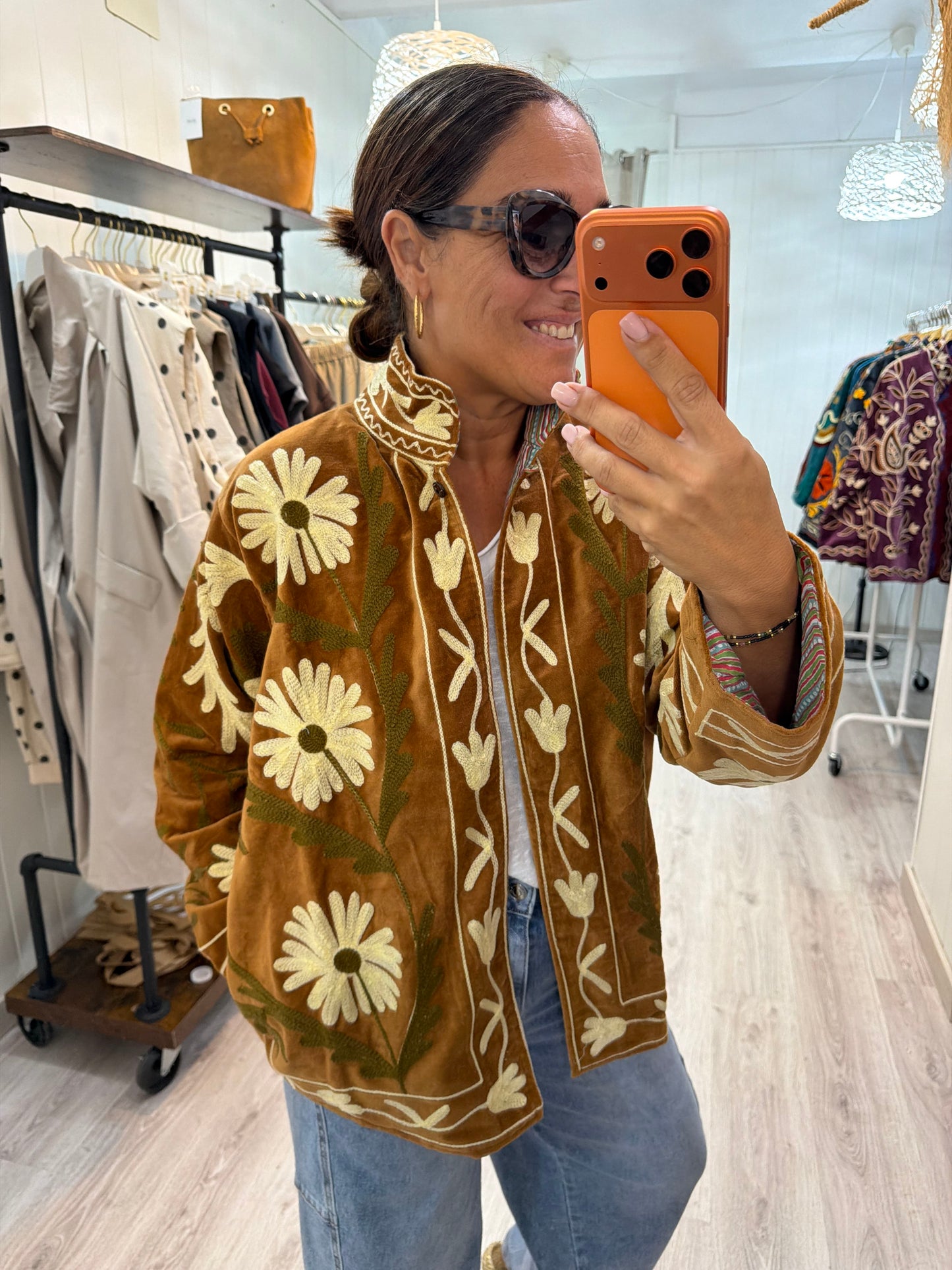 Chaqueta Suzani terciopelo camel