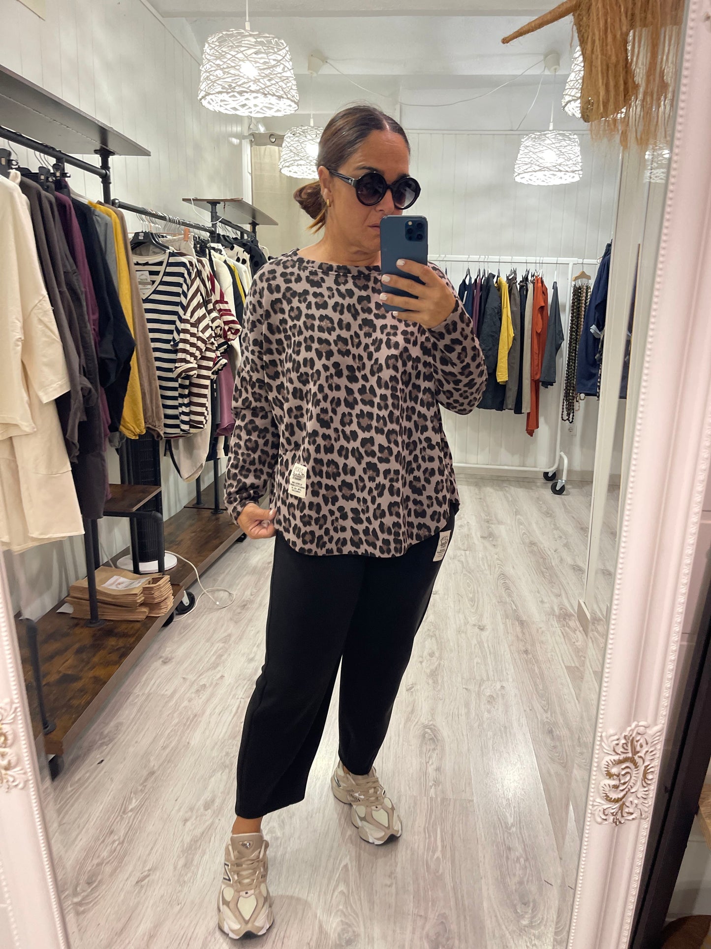 Sudadera Nara punto roma animal print